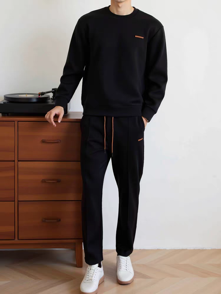 Nimbus Crest Signature Lounge Set