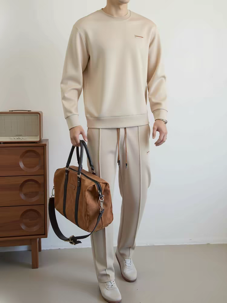 Nimbus Crest Signature Lounge Set