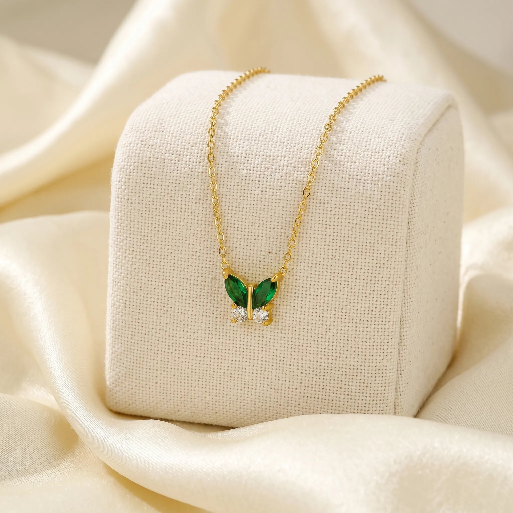Green Butterfly Pendant Necklace – 18K PVD Gold Plated